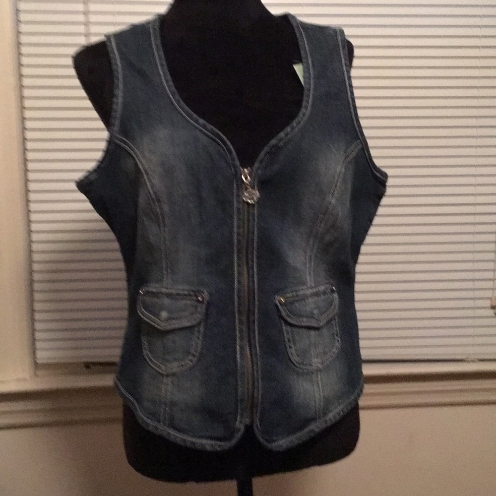 Harley Davidson vest, size large